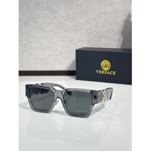 $55.00,Versace Sunglasses # 304405