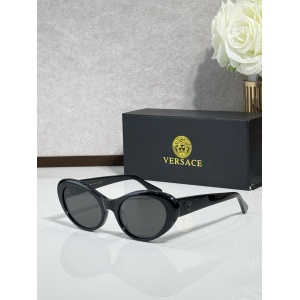 $55.00,Versace Sunglasses # 304406