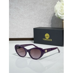 $55.00,Versace Sunglasses # 304409