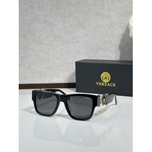 $55.00,Versace Sunglasses # 304427