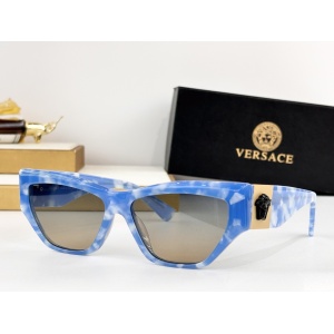 $55.00,Versace Sunglasses # 304439