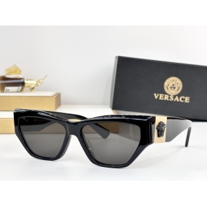 $55.00,Versace Sunglasses # 304440
