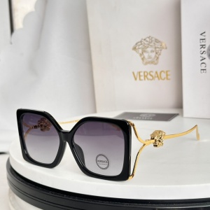 $55.00,Versace Sunglasses # 304449