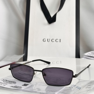 $55.00,Gucci Sunglasses # 304462