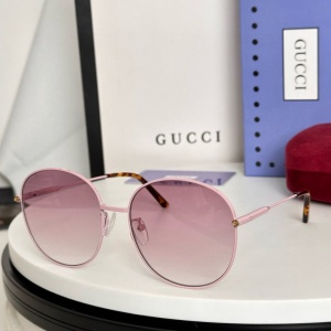 $55.00,Gucci Sunglasses # 304492