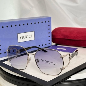 $55.00,Gucci Sunglasses # 304549