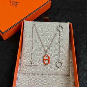 $27.00,Hermes Necklace # 304620