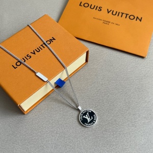 $27.00,Louis Vuitton Necklace # 304621