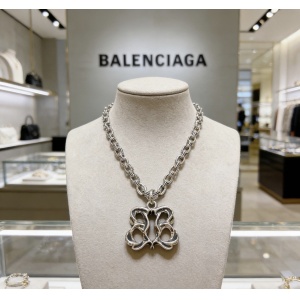 $32.00,Balenciaga Necklace # 304637