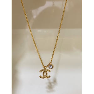$27.00,Chanel Necklace # 304640