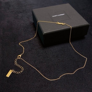 $27.00,Chanel Necklace # 304646