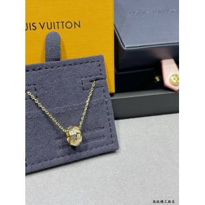 $27.00,Louis Vuitton Necklace # 304663