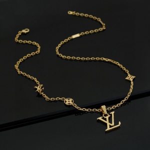 $27.00,Louis Vuitton Necklace # 304693