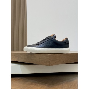 $94.00,Moncler Casual Sneaker For Men # 304845
