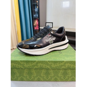 $92.00,Gucci Casual Sneaker For Men # 304879