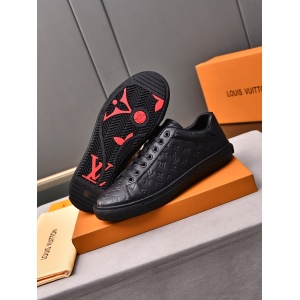 $92.00,Louis Vuitton Casual Sneaker For Men # 304909