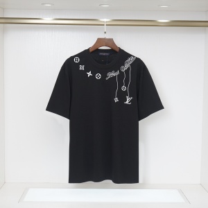 $28.00,Louis Vuitton Short Sleeve T Shirt For Men  # 305077