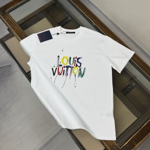 $34.00,Louis Vuitton Short Sleeve T Shirt For Men  # 305213