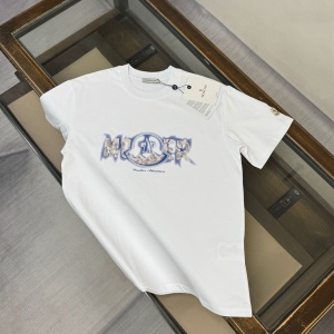 $34.00,Moncler Short Sleeve T Shirt For Men  # 305239