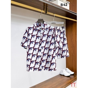 $65.00,Gucci Shirt Short Set For Men # 305310
