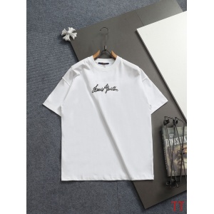 $29.00,Louis Vuitton Short Sleeve T Shirts For Men # 305332