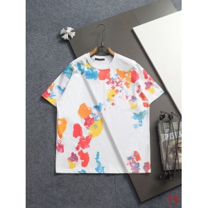 $29.00,Louis Vuitton Short Sleeve T Shirts For Men # 305334