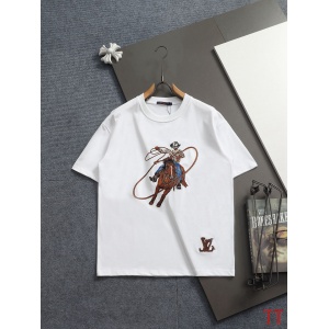 $29.00,Louis Vuitton Short Sleeve T Shirts For Men # 305338