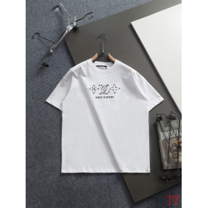 $29.00,Louis Vuitton Short Sleeve T Shirts For Men # 305345