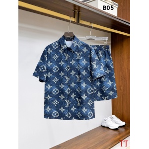 $65.00,Louis Vuitton Short Shirt Set For Men # 305350