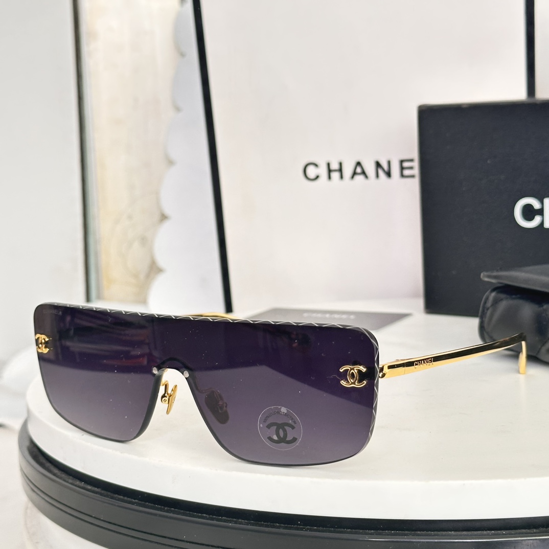 Chanel Sunglasses # 302239