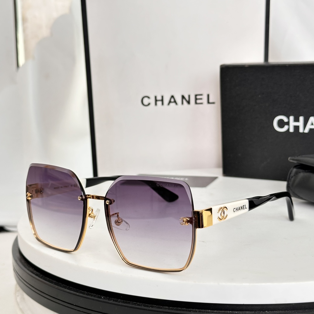 Chanel Sunglasses # 302248