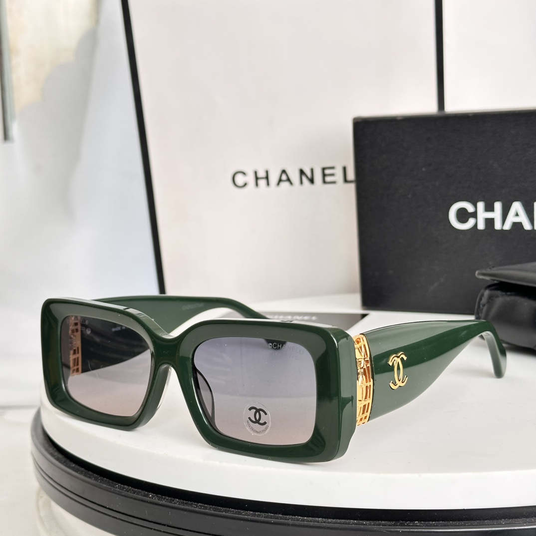 Chanel Sunglasses # 302267