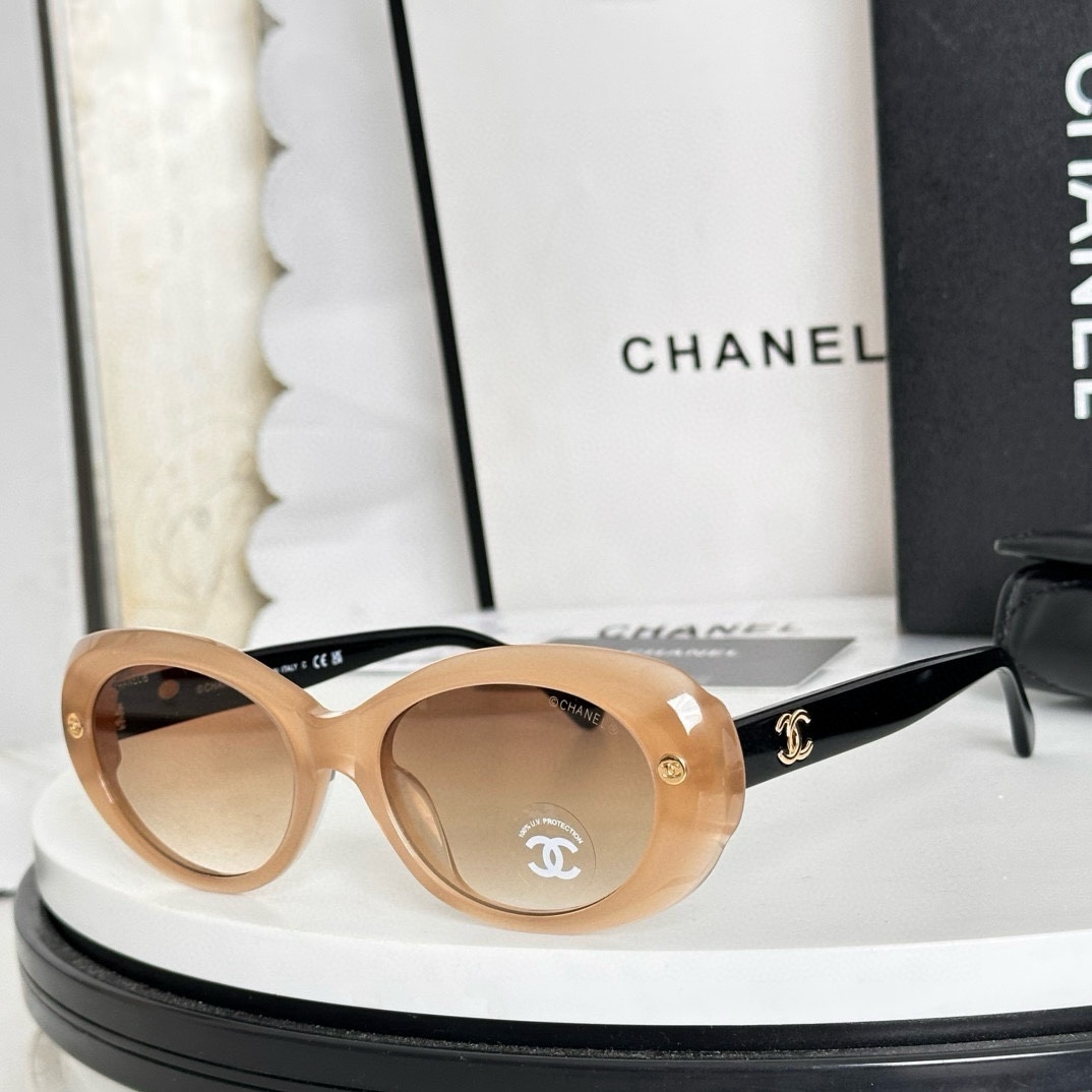 Chanel Sunglasses # 302272