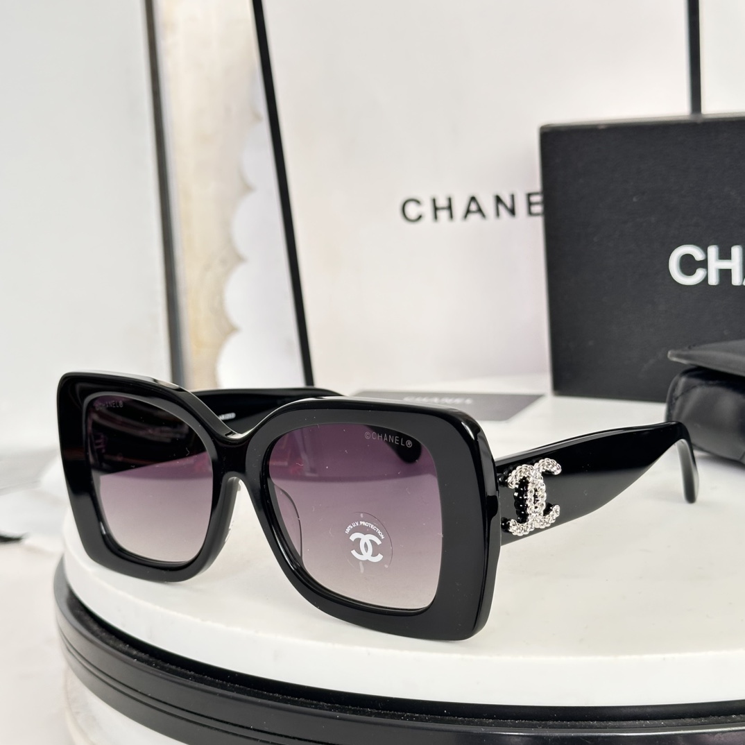 Chanel Sunglasses # 302301