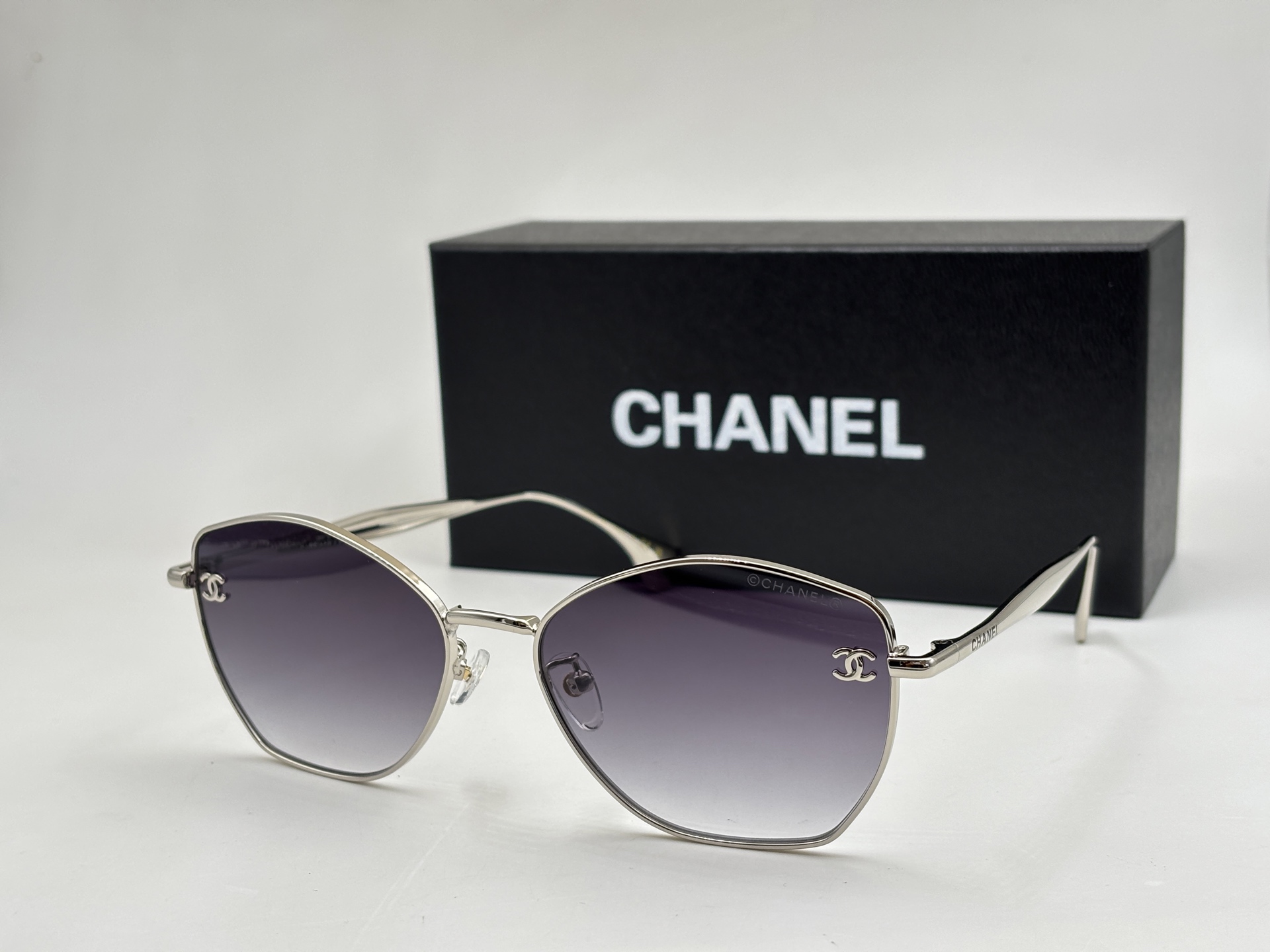 Chanel Sunglasses # 302373