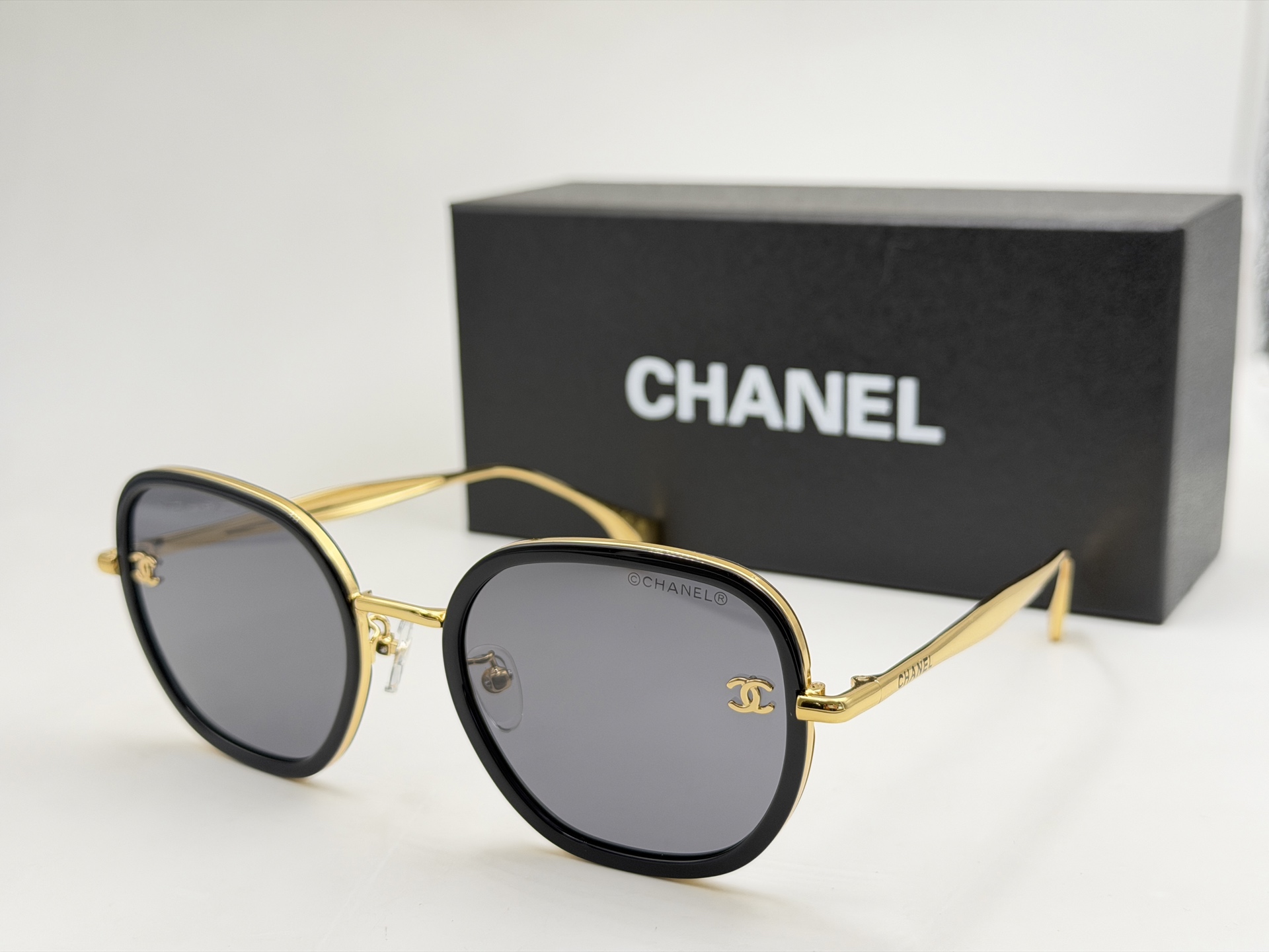 Chanel Sunglasses # 302375