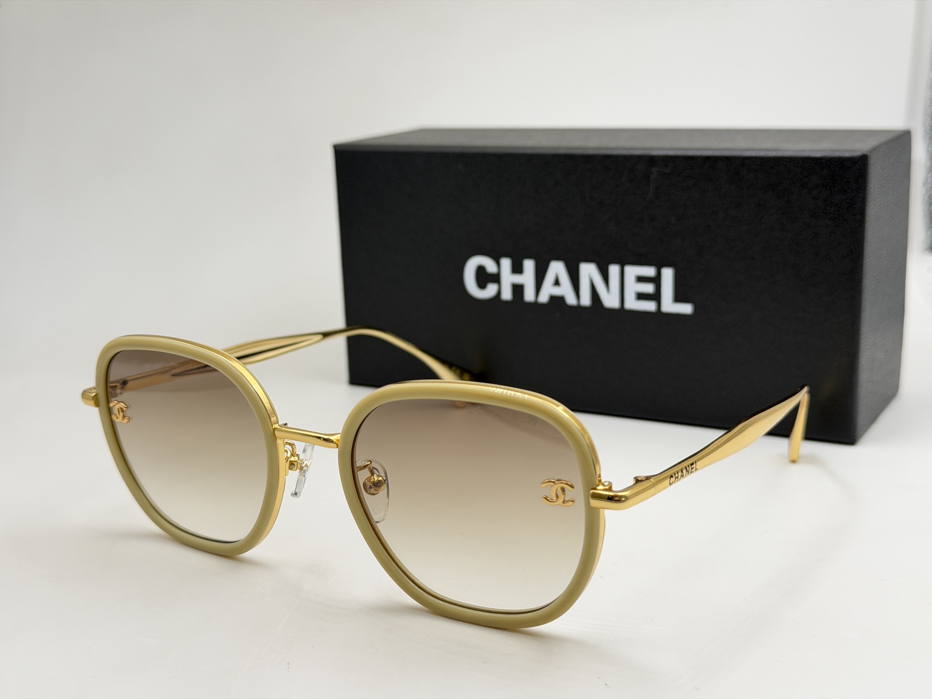 Chanel Sunglasses # 302378