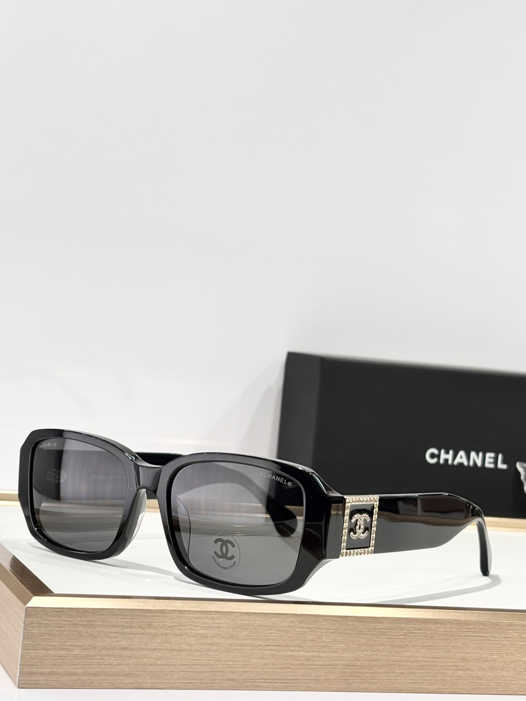 Chanel Sunglasses # 302415