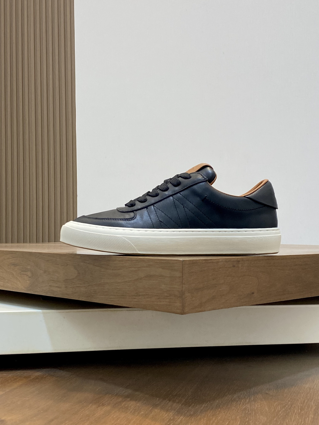 Moncler Casual Sneaker For Men # 304845