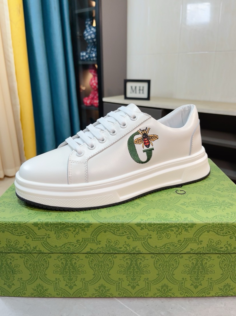 Gucci Casual Sneaker For Men # 304878