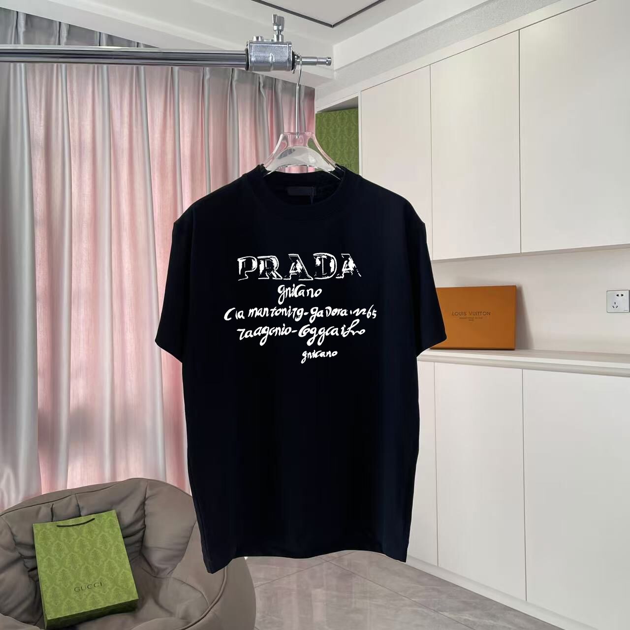 Louis Vuitton Short Sleeve T Shirt For Men # 305217