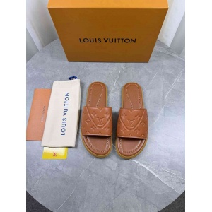 $55.00,Louis Vuitton Slippers For Men # 305633