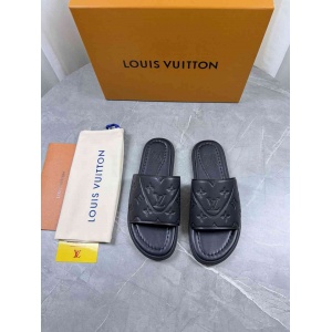 $55.00,Louis Vuitton Slippers For Men # 305635