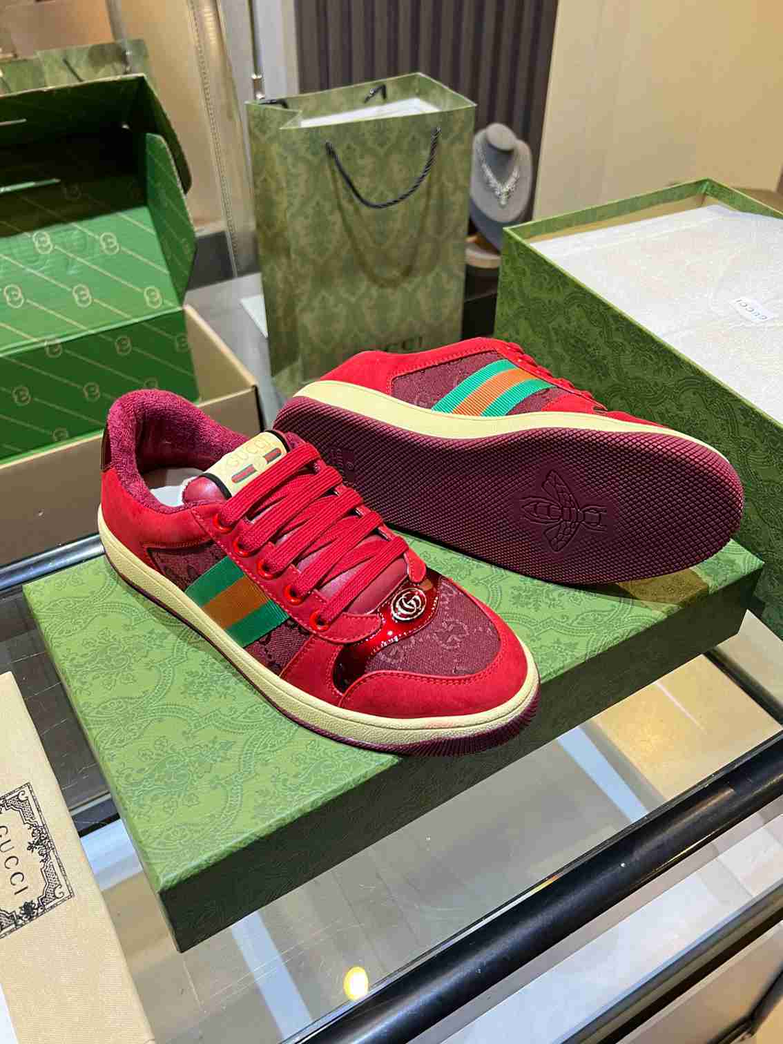 Gucci Sneaker Unisex # 305545