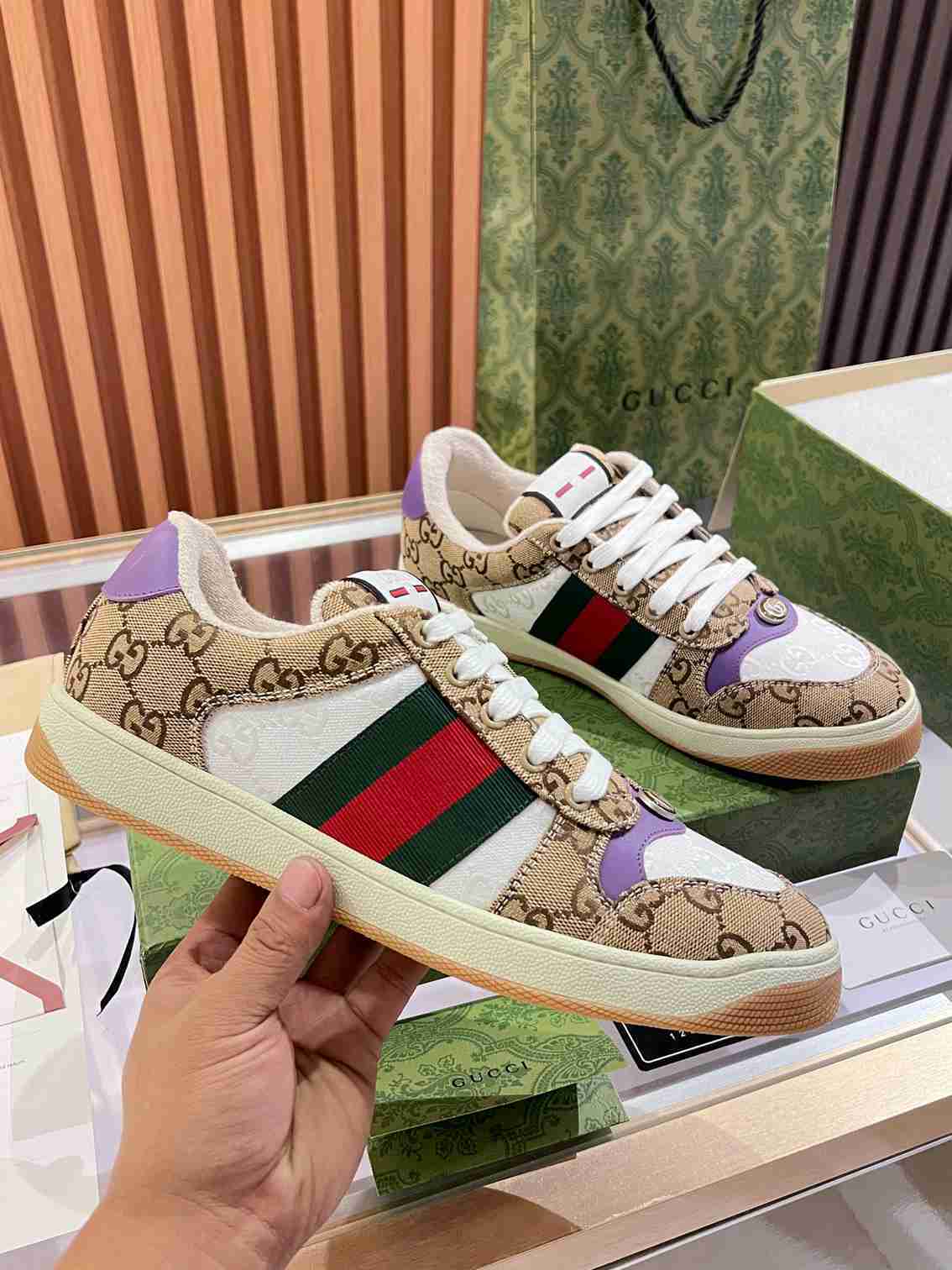 Gucci Sneaker Unisex # 305552