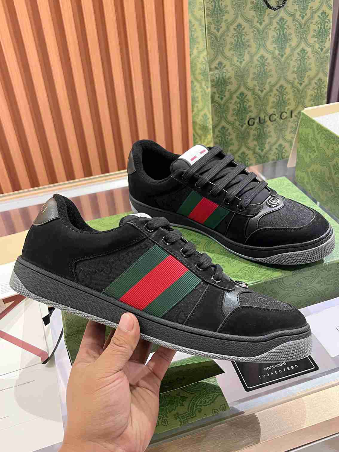 Gucci Sneaker Unisex # 305555
