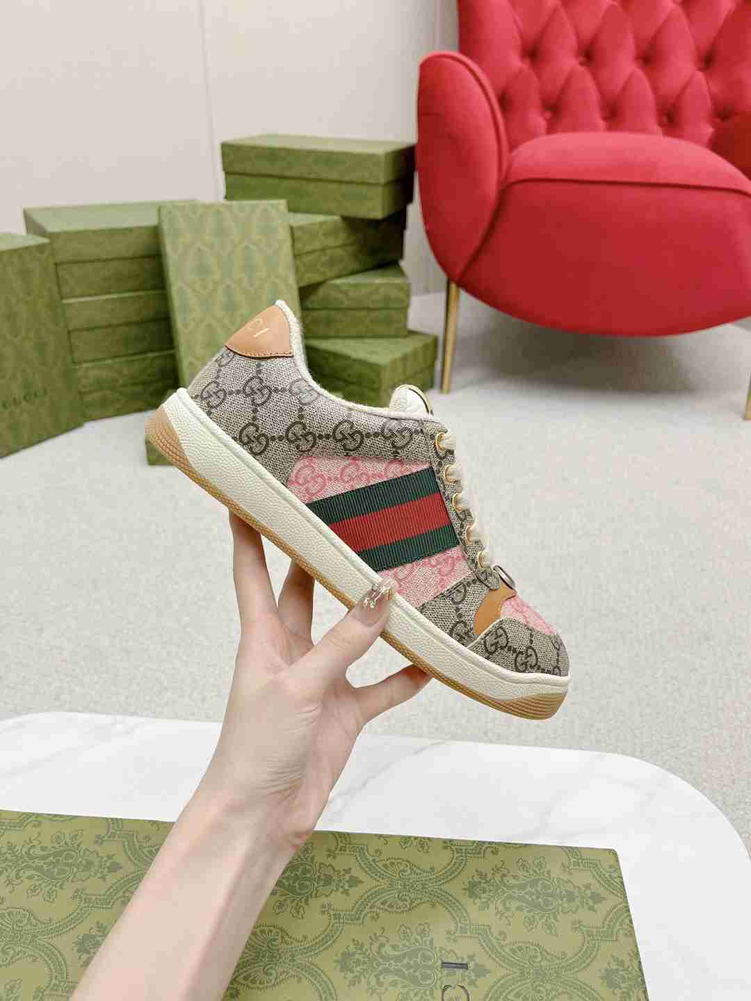 Gucci Casual Sneaker Unisex # 305625