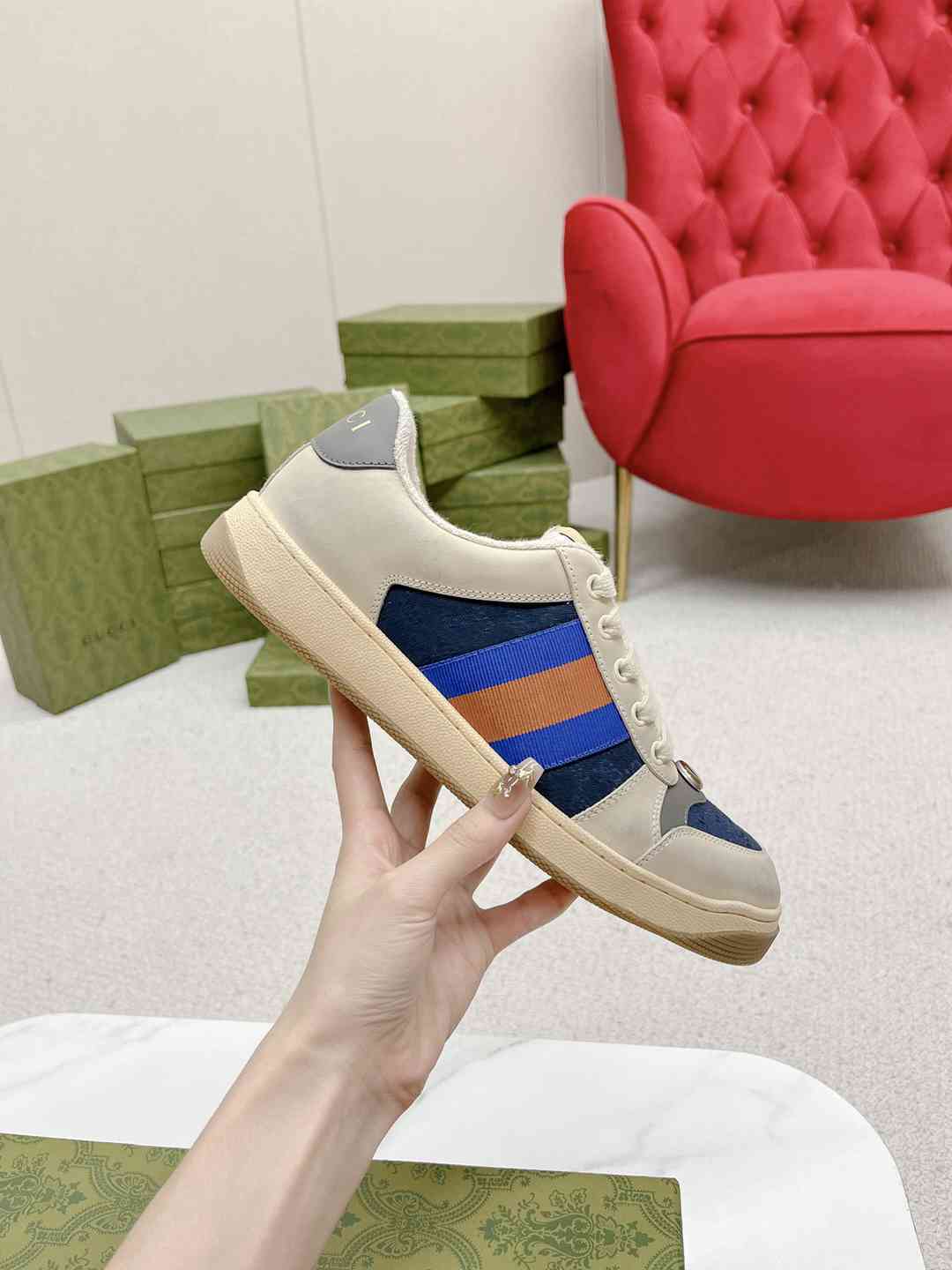 Gucci Casual Sneaker Unisex # 305627