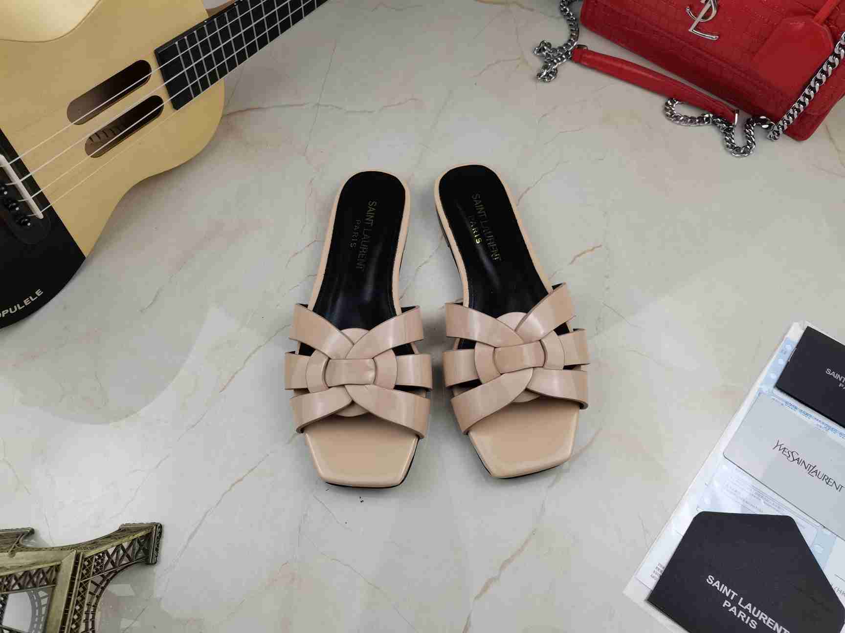 YSL Slippers For Women # 305652