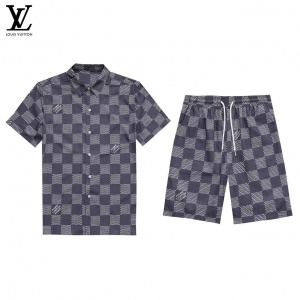 $65.00,Louis Vuitton Short Sleeve Polo Shirt and Shorts Set For Men For Men # 305805